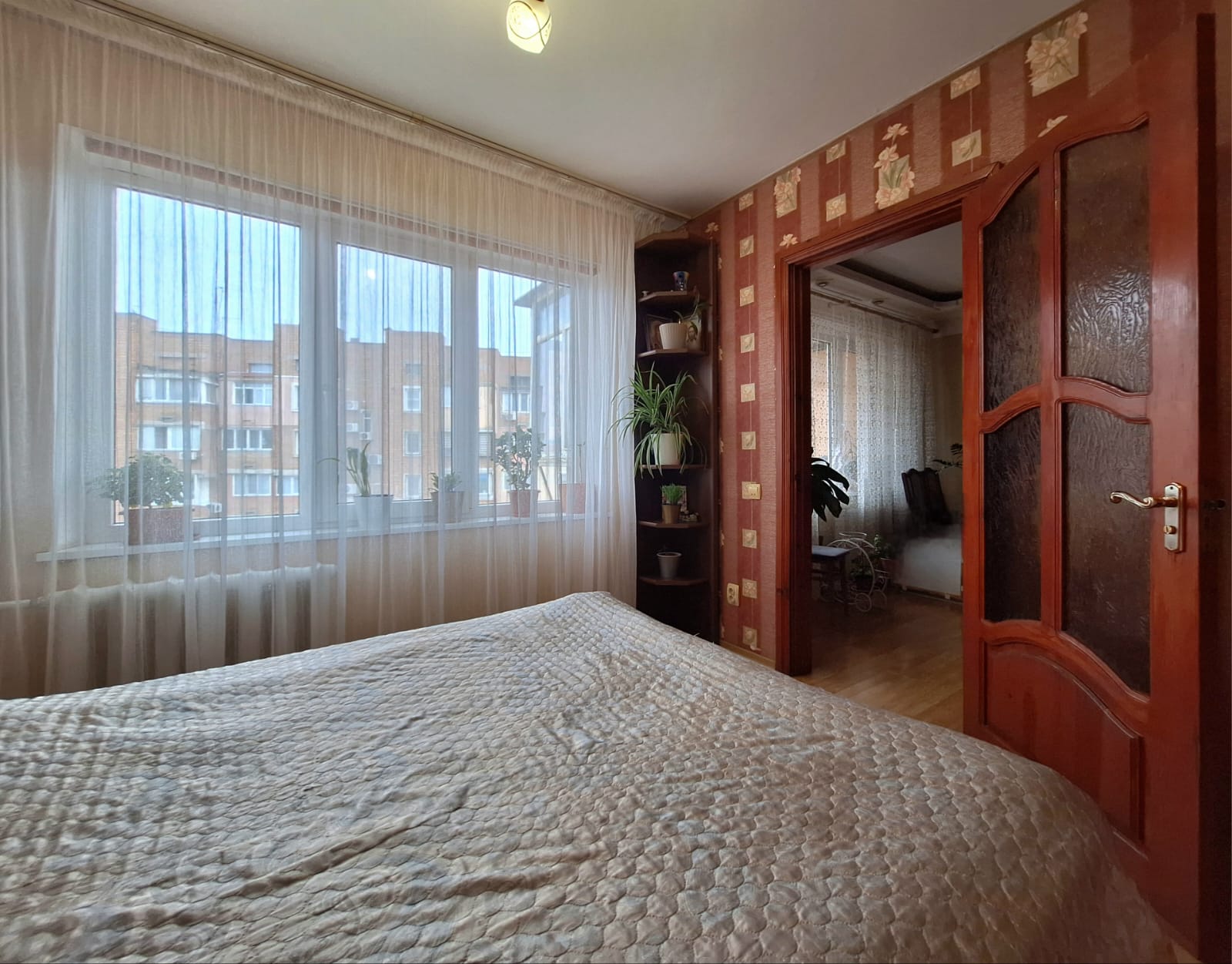 2b93c356-ada9-4d7f-86a3-3d8da4b4e914