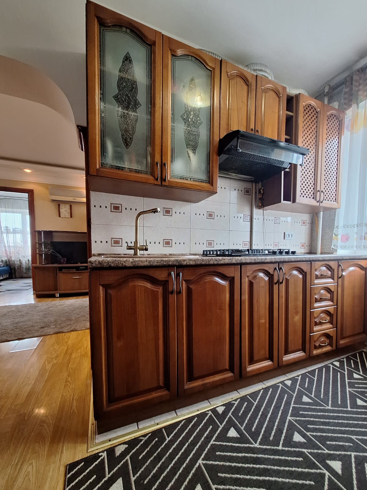 39f700e8-20b5-48ae-a67f-60b6393eb3f2