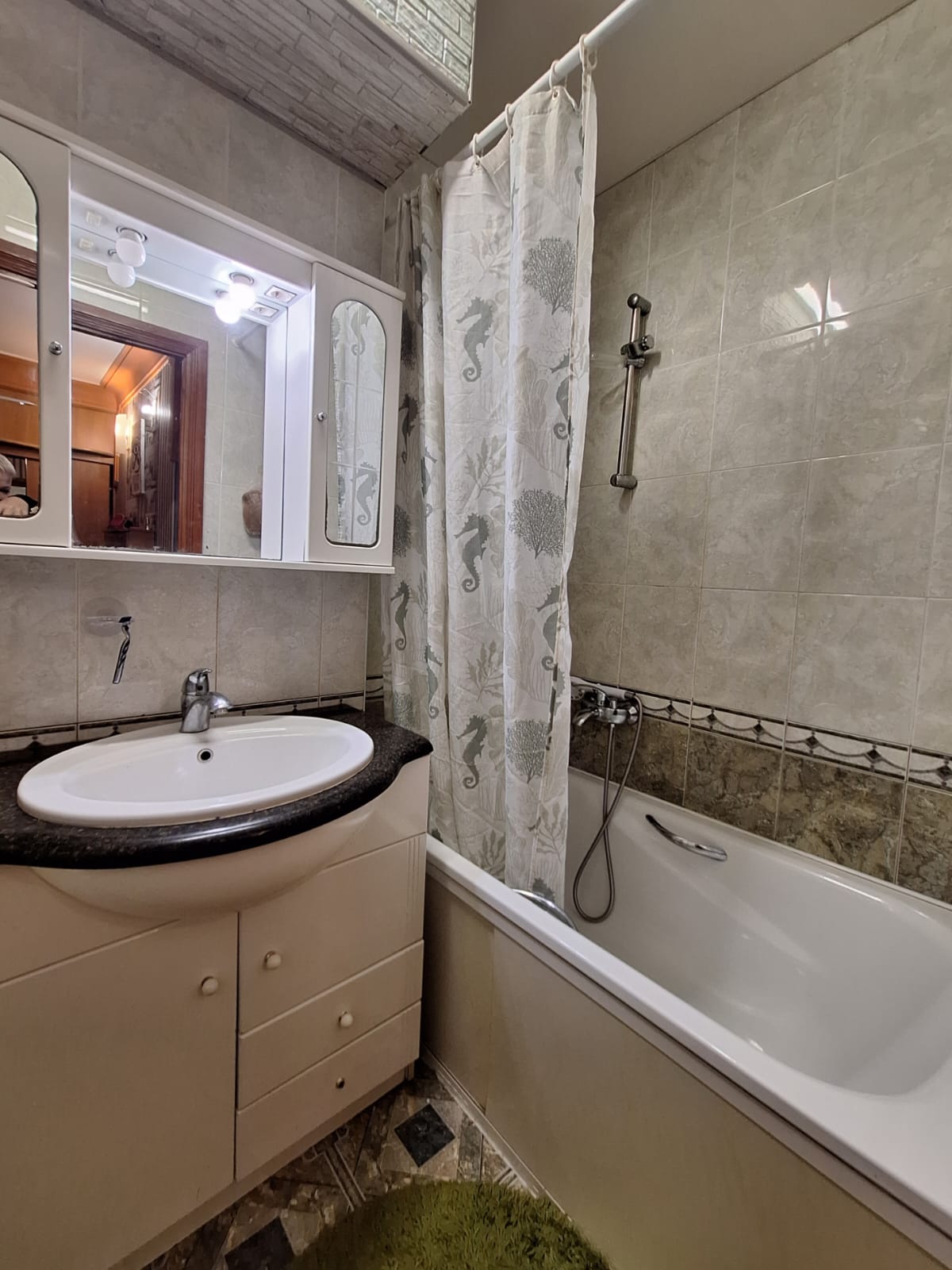 52e3606d-b939-45d4-9246-779694717191